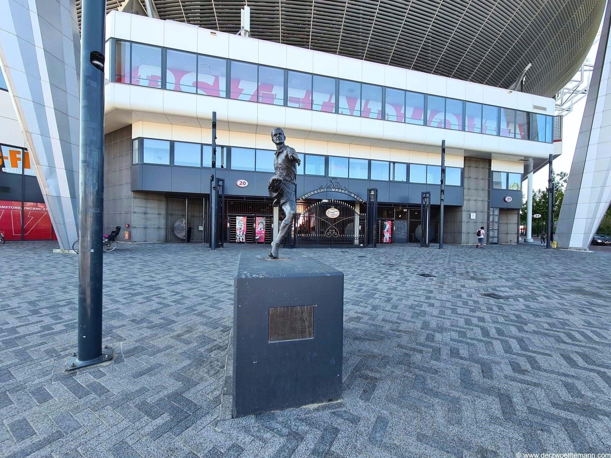 PSVEindhoven278D12M