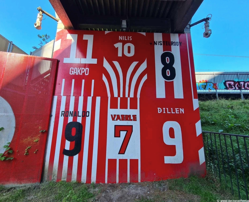 PSVEindhoven379D12M
